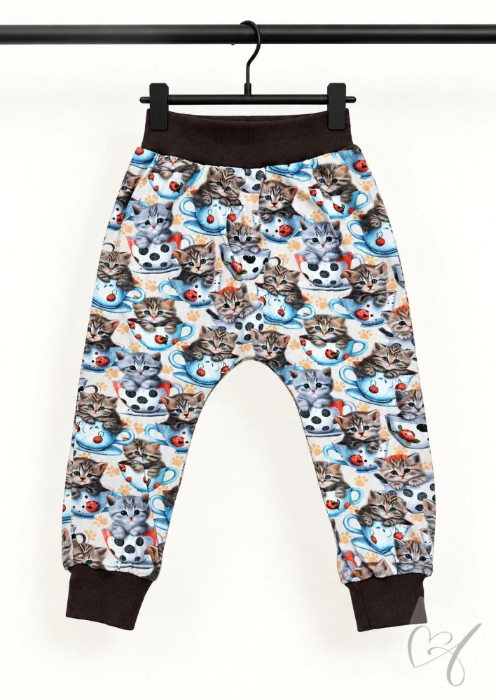 Dětské baggy tepláčky s koťátky – vel. 92