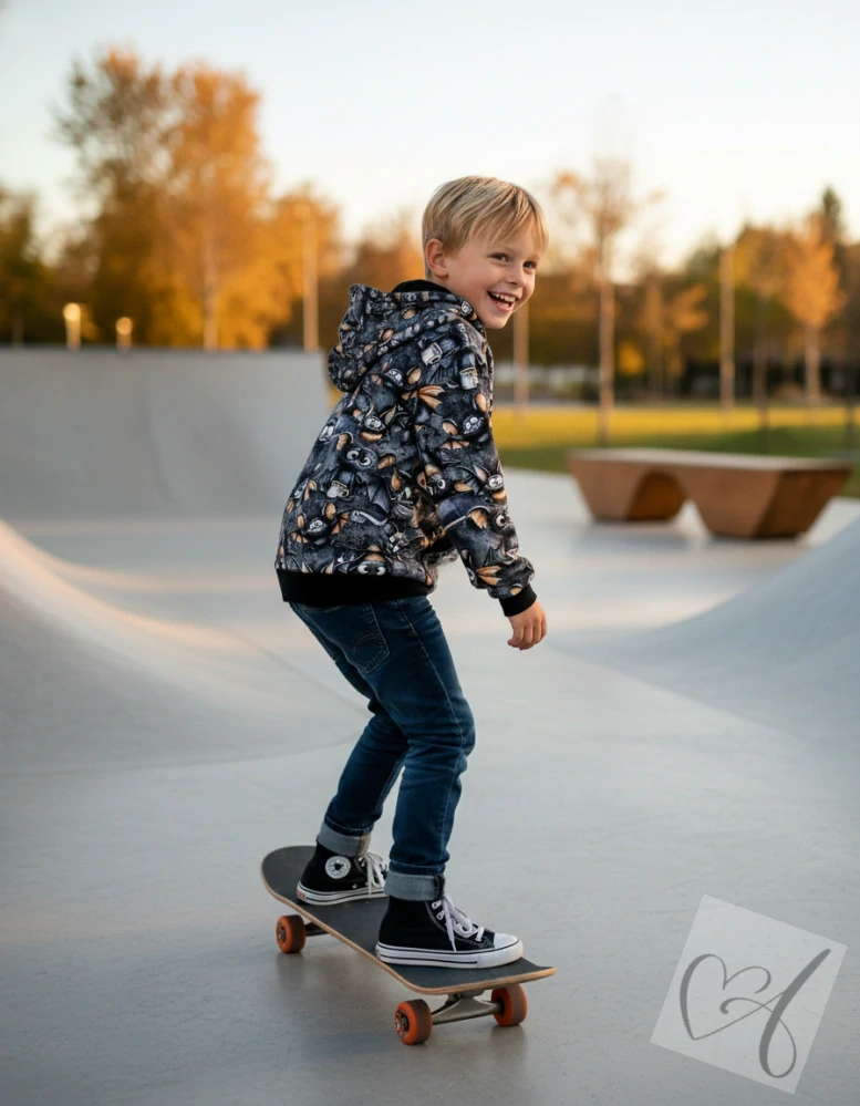 Mikina s kapucí a klokaní kapsou vel.122