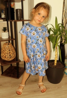  Šaty Nelinka – pohodlí, které sluší  vel.116